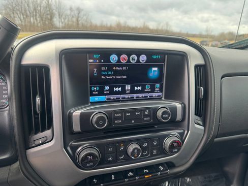 Used 2018 GMC Sierra 1500 SLE w/ SLE Value Package image 21