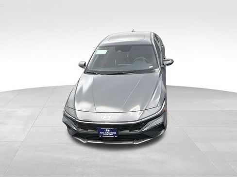 New 2026 Hyundai Elantra SEL Sport Premium FWD image 23
