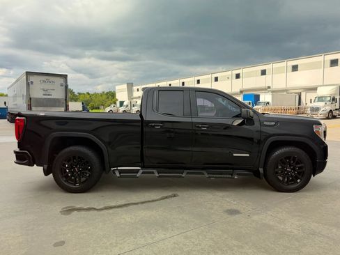 Used 2019 GMC Sierra 1500 Elevation w/ Elevation Value Package AWD/4WD image 6