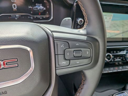 Certified 2025 GMC Sierra 1500 AT4 w/ AT4 Premium Package AWD/4WD image 16