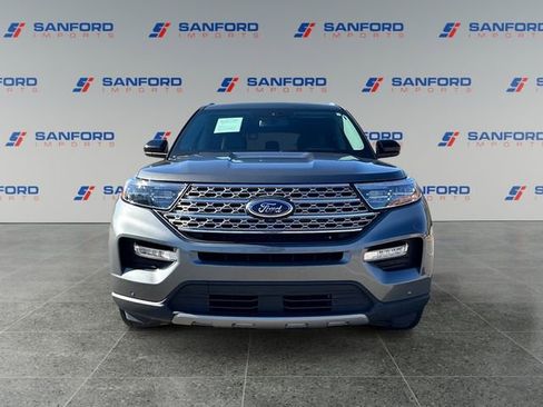Used 2023 Ford Explorer Limited image 8