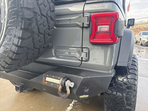 Used 2021 Jeep Wrangler Unlimited Sport image 18