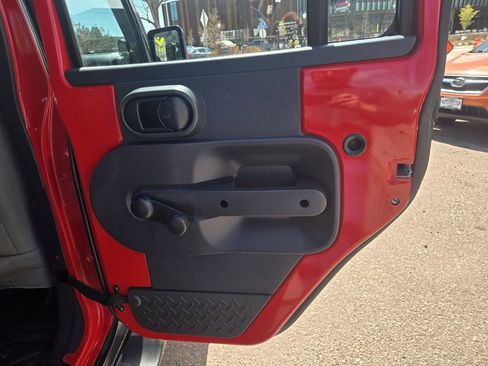 Used 2010 Jeep Wrangler Unlimited Sport AWD/4WD image 21