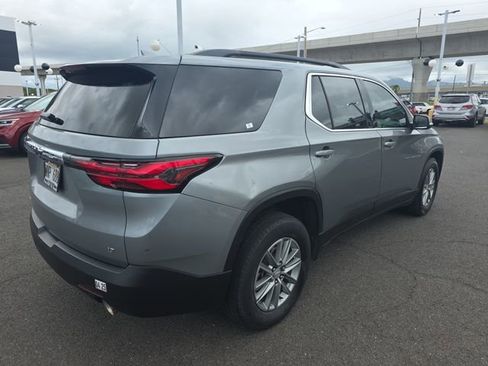 Used 2023 Chevrolet Traverse LT w/ LPO, Floor Liner Package FWD image 5