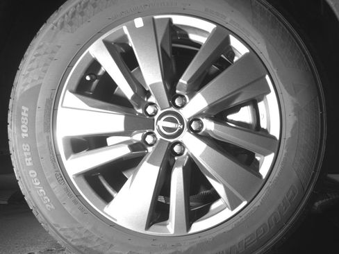 Used 2025 Nissan Pathfinder SV FWD image 13