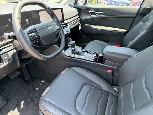 New 2026 Kia Sportage SX AWD/4WD image 18