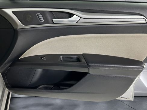 Used 2019 Ford Fusion S FWD image 15