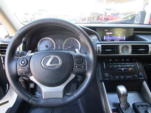 Used 2014 Lexus IS 250 image 16