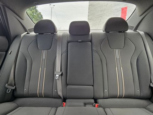 Used 2025 Hyundai Elantra SEL image 26