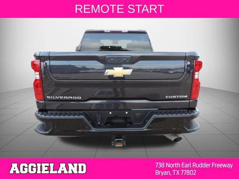 Used 2024 Chevrolet Silverado 2500 Custom w/ Custom Value Package AWD/4WD image 5