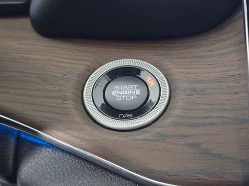 New 2025 Jeep Grand Cherokee Summit w/ Obsidian Package image 28