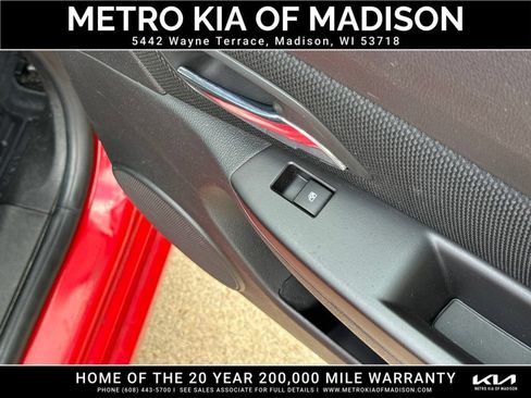 Used 2016 Chevrolet Cruze LTZ FWD image 31