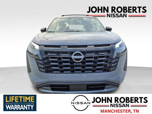 New 2026 Nissan Pathfinder Platinum image 13