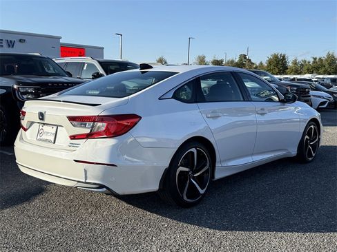Used 2022 Honda Accord Sport image 5
