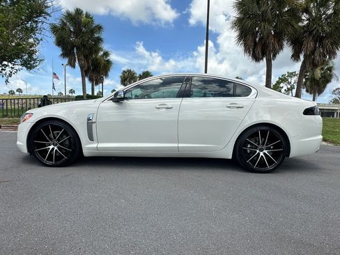 Used 2009 Jaguar XF Luxury RWD image 7