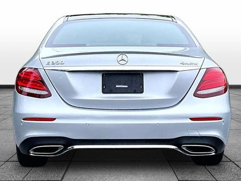 Certified 2019 Mercedes-Benz E 300 4MATIC image 8