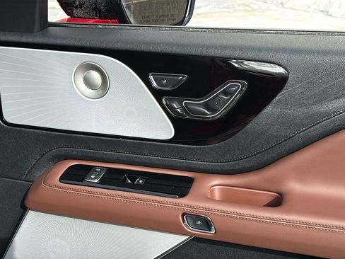 New 2026 Lincoln Aviator Reserve image 10