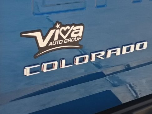 Used 2022 Chevrolet Colorado LT RWD image 11