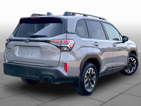 Certified 2025 Subaru Forester Premium AWD/4WD image 13
