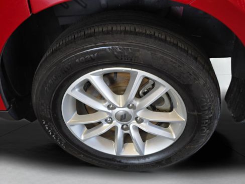 Used 2019 Dodge Journey SE FWD image 20