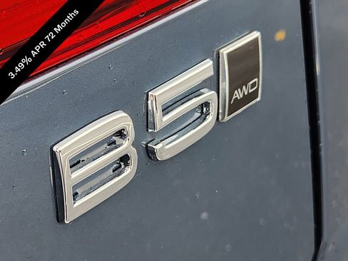 Used 2026 Volvo XC60 B5 Plus w/ Protection Package Premier image 10