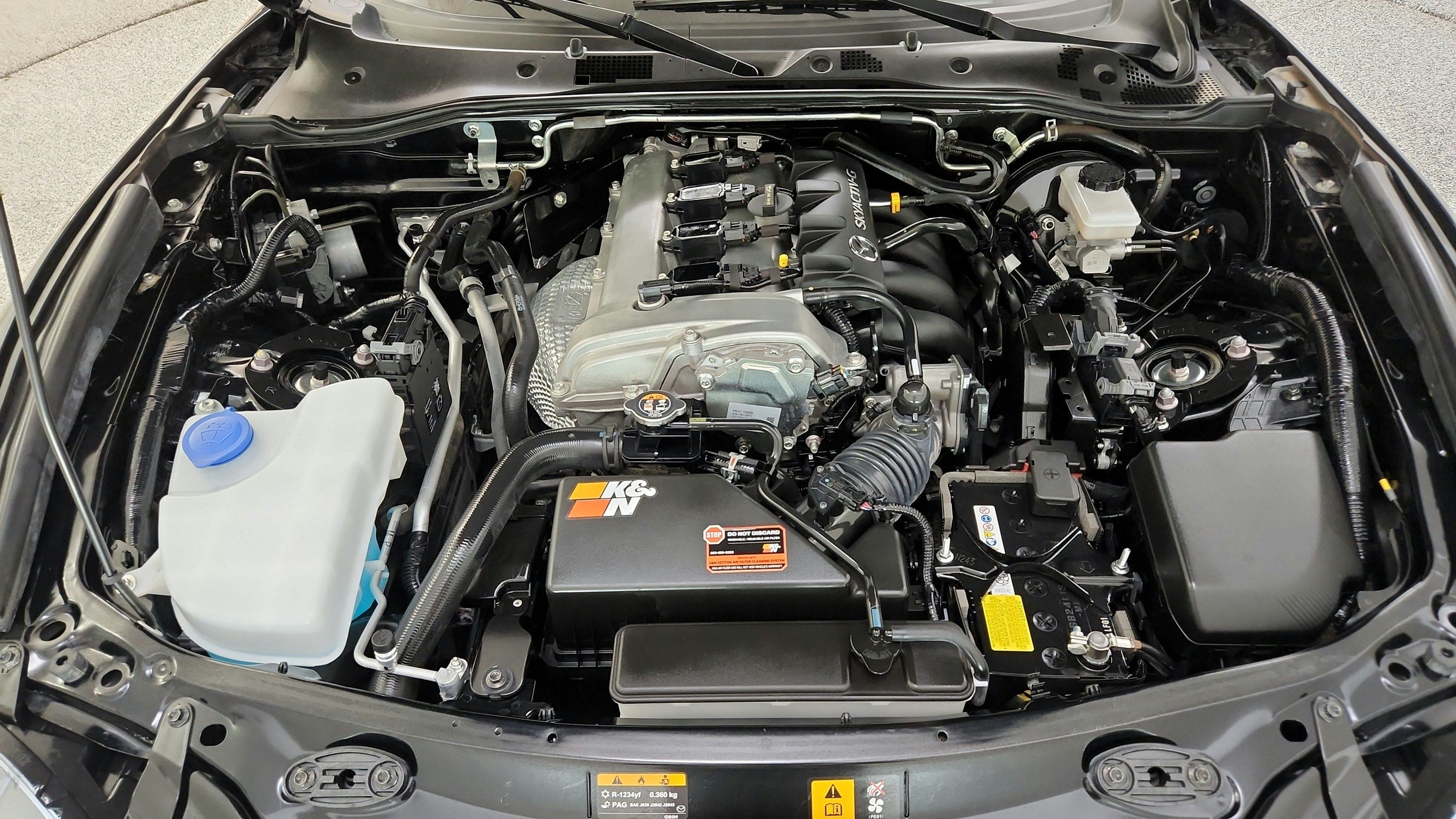 Used 2024 MAZDA MX-5 Miata Sport RWD image 25