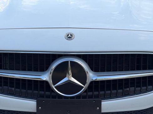 Used 2025 Mercedes-Benz C 300 4MATIC Sedan image 34