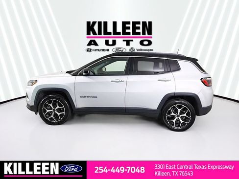 Used 2025 Jeep Compass Limited AWD/4WD image 4