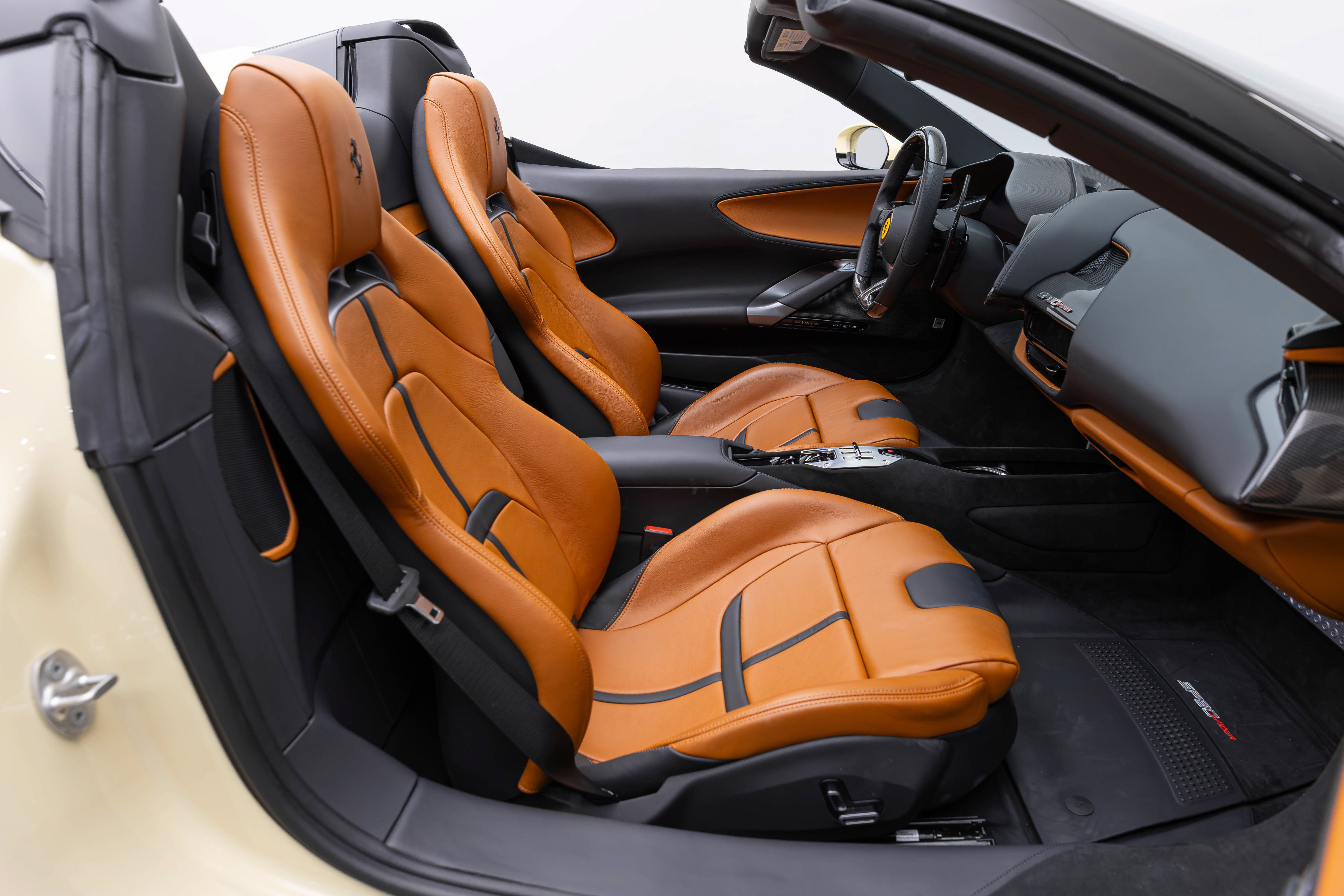 Used 2025 Ferrari SF90 Spider AWD/4WD image 44