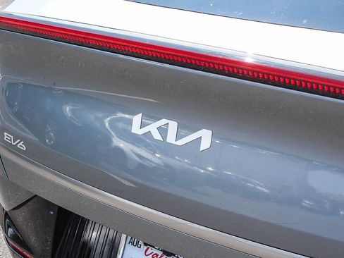 Used 2024 Kia EV6 Wind w/ Wind Technology Package AWD/4WD image 9