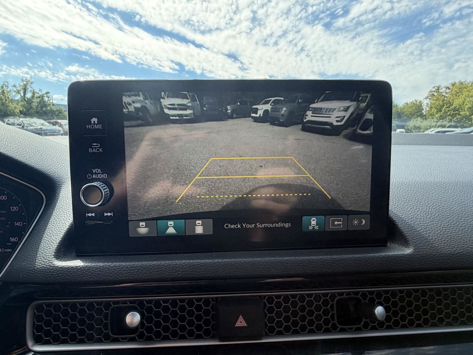 Used 2022 Honda Civic Touring image 21