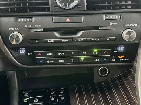 Used 2017 Lexus RX 350 FWD w/ Luxury Package image 22