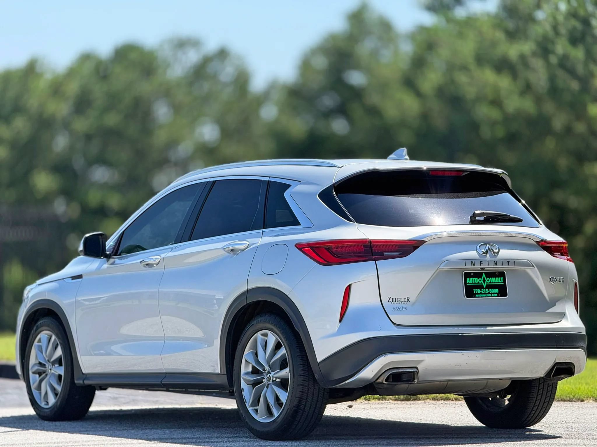 Used 2019 INFINITI QX50 Luxe AWD/4WD image 5