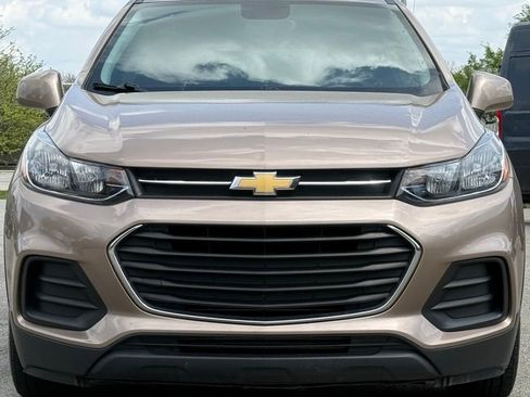 Used 2018 Chevrolet Trax LS FWD image 8