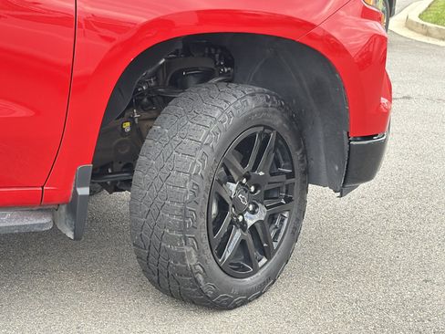 Used 2023 Chevrolet Silverado 1500 Custom Trail Boss AWD/4WD image 9