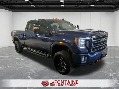 Used 2022 GMC Sierra 2500 AT4 w/ AT4 Preferred Package image 2
