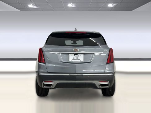 Used 2022 Cadillac XT5 Premium Luxury w/ Technology Package FWD image 10