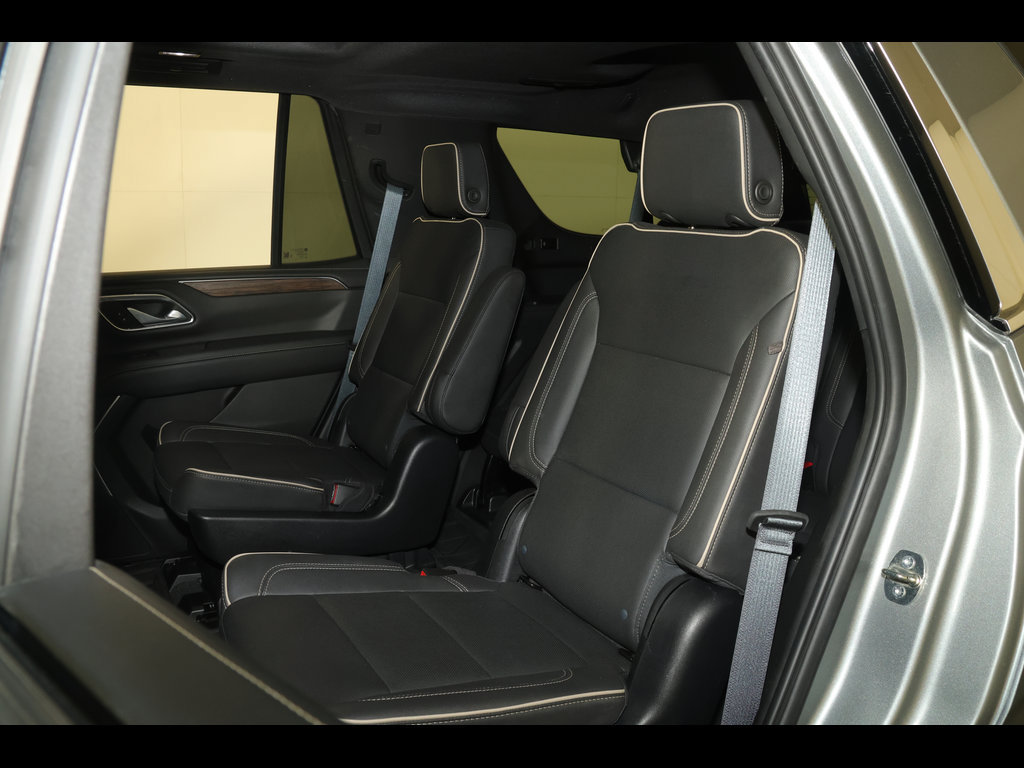 Used 2023 Chevrolet Tahoe Premier AWD/4WD image 37