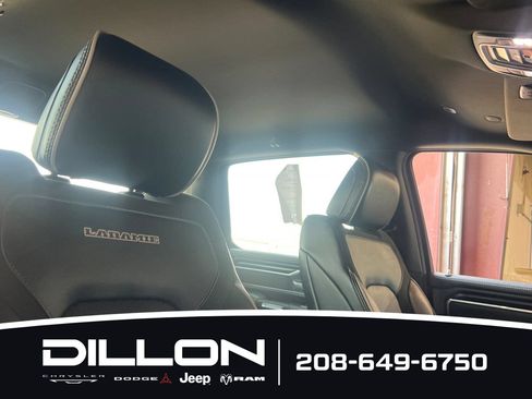Used 2024 RAM 1500 Laramie AWD/4WD image 18