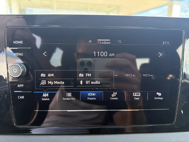 Used 2025 Volkswagen Jetta Sport FWD image 24