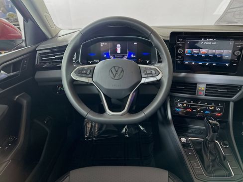 New 2026 Volkswagen Jetta SE FWD image 21