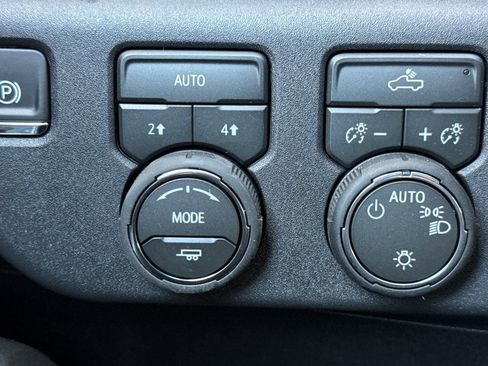 New 2026 Chevrolet Silverado 1500 LT w/ Protection Package AWD/4WD image 25