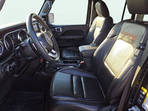 Used 2022 Jeep Wrangler Unlimited Rubicon image 18