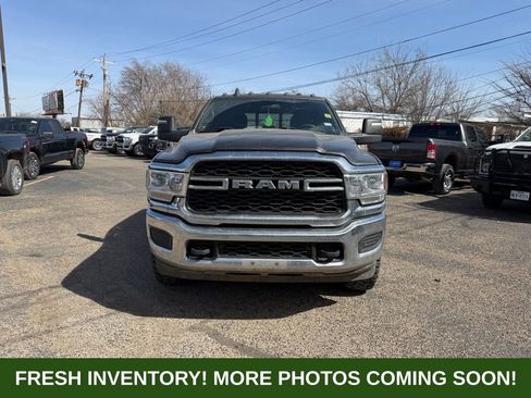 Used 2024 RAM 3500 Tradesman w/ Chrome Appearance Group image 2