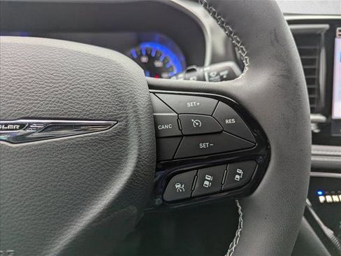 New 2026 Chrysler Pacifica Select w/ S Appearance Package FWD image 14