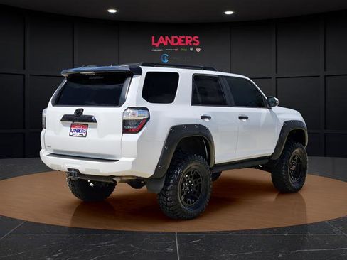 Used 2021 Toyota 4Runner Venture AWD/4WD image 4