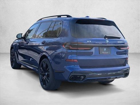New 2026 BMW X7 M60i image 8