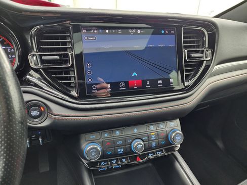 Used 2024 Dodge Durango GT image 12