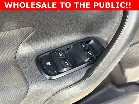 Used 2019 Ford Fiesta SE image 11