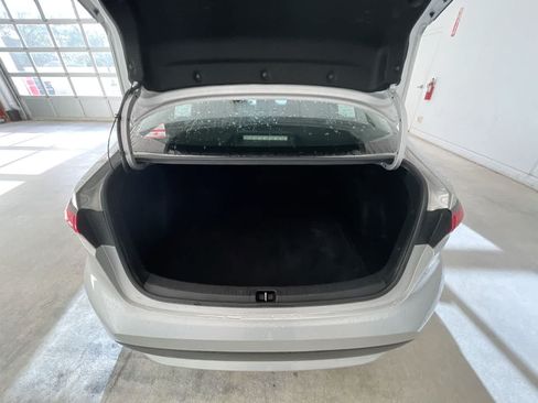 Used 2020 Toyota Corolla LE FWD image 23